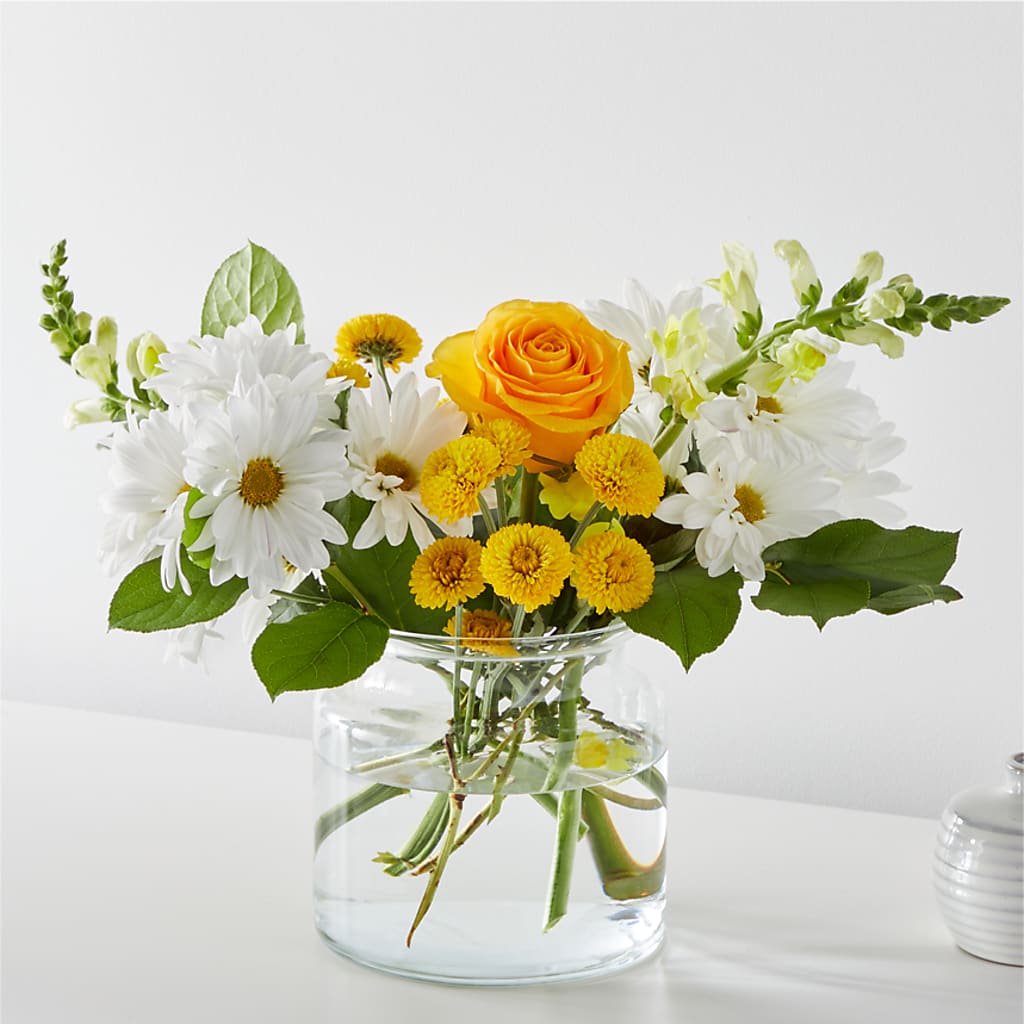 Sun Salutation Bouquet – Lemon Tree Florist, Kemp TX