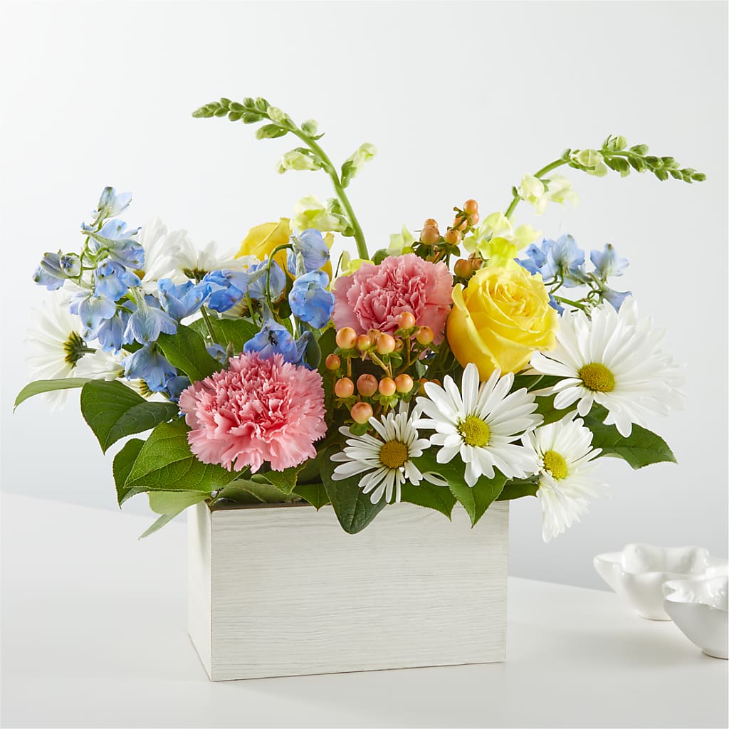 Sun Salutation Box Bouquet – Lemon Tree Florist, Kemp TX
