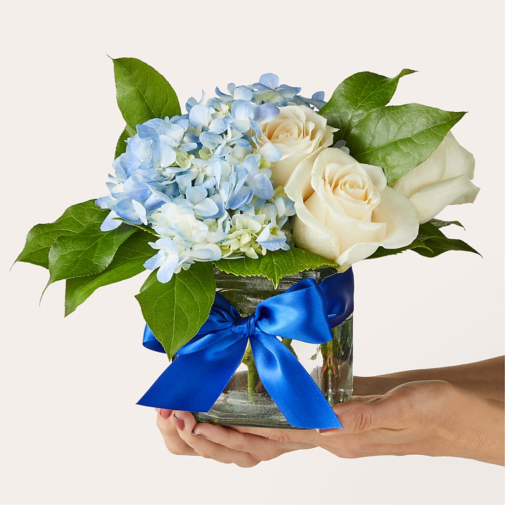 Sky Blue Delight Bouquet – Lemon Tree Florist, Kemp TX