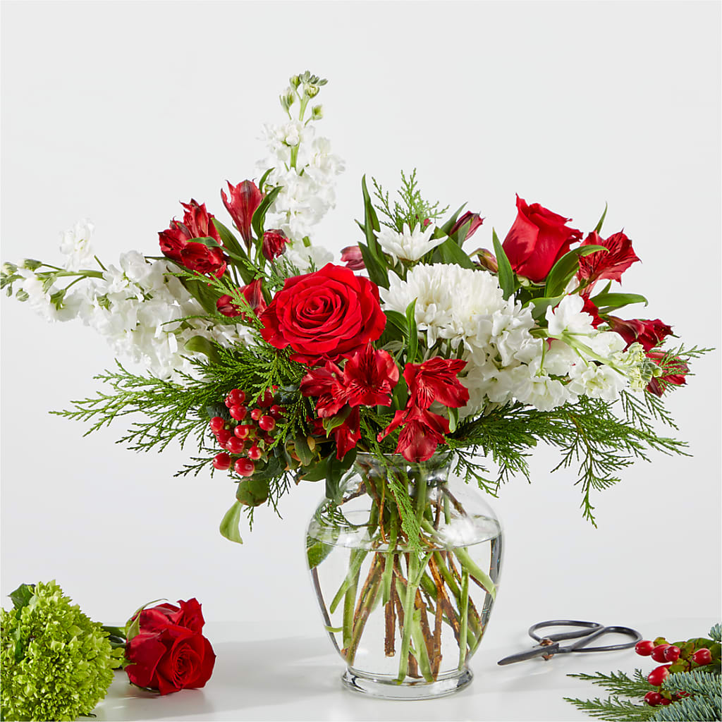 Merry Moment Bouquet – A Florist Original – Lemon Tree Florist, Kemp TX