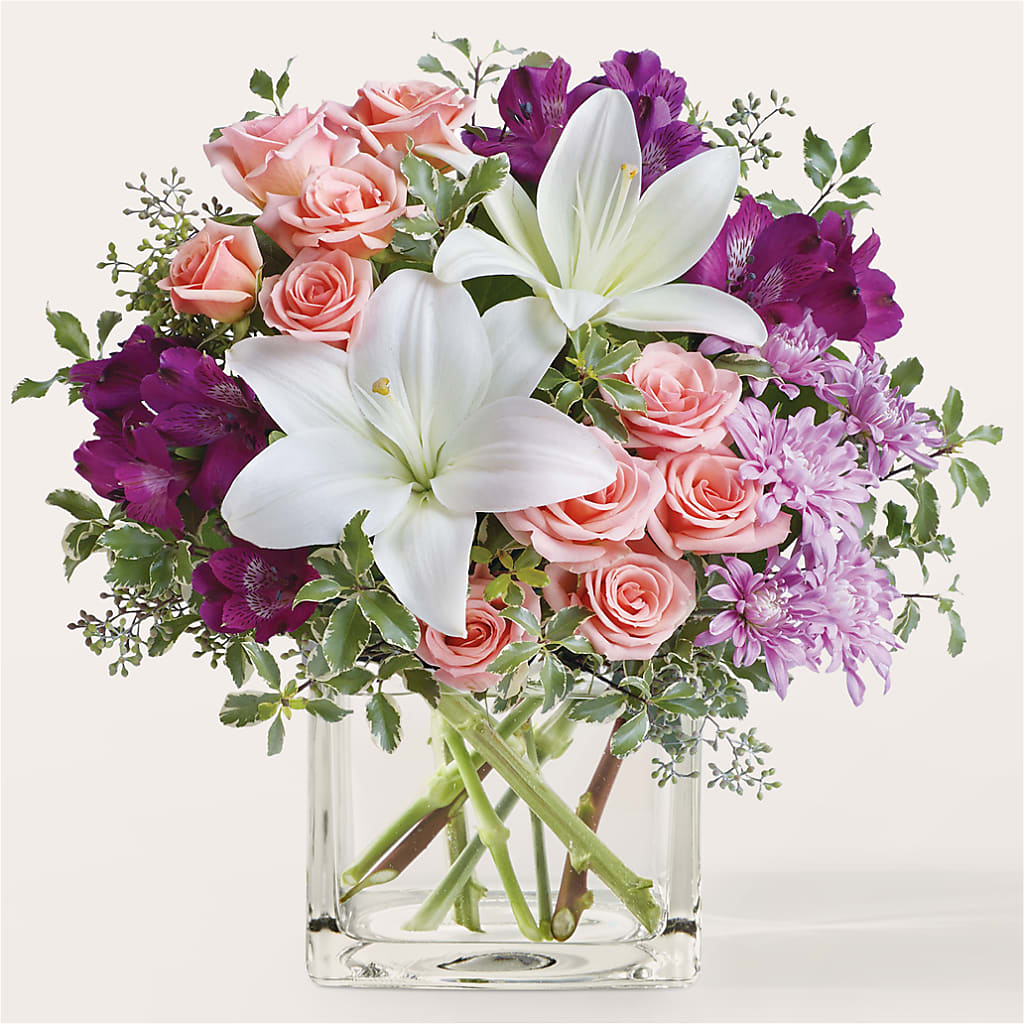 Mani Pedi Bouquet – Lemon Tree Florist, Kemp TX