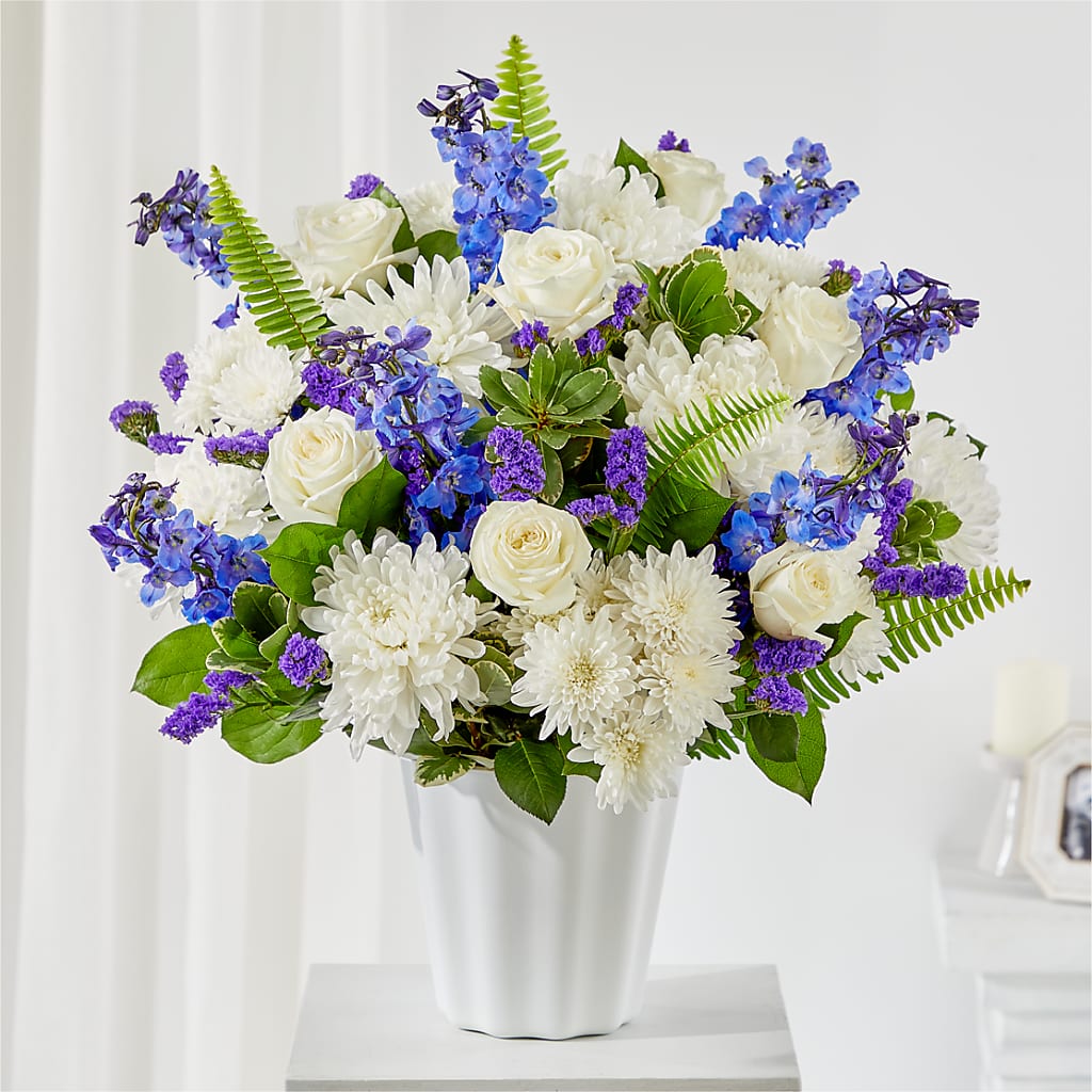 Hold Dear Tabletop Basket – Lemon Tree Florist, Kemp TX