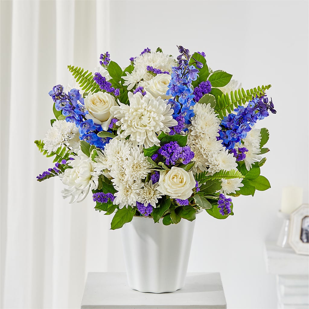 Hold Dear Tabletop Basket – Lemon Tree Florist, Kemp TX