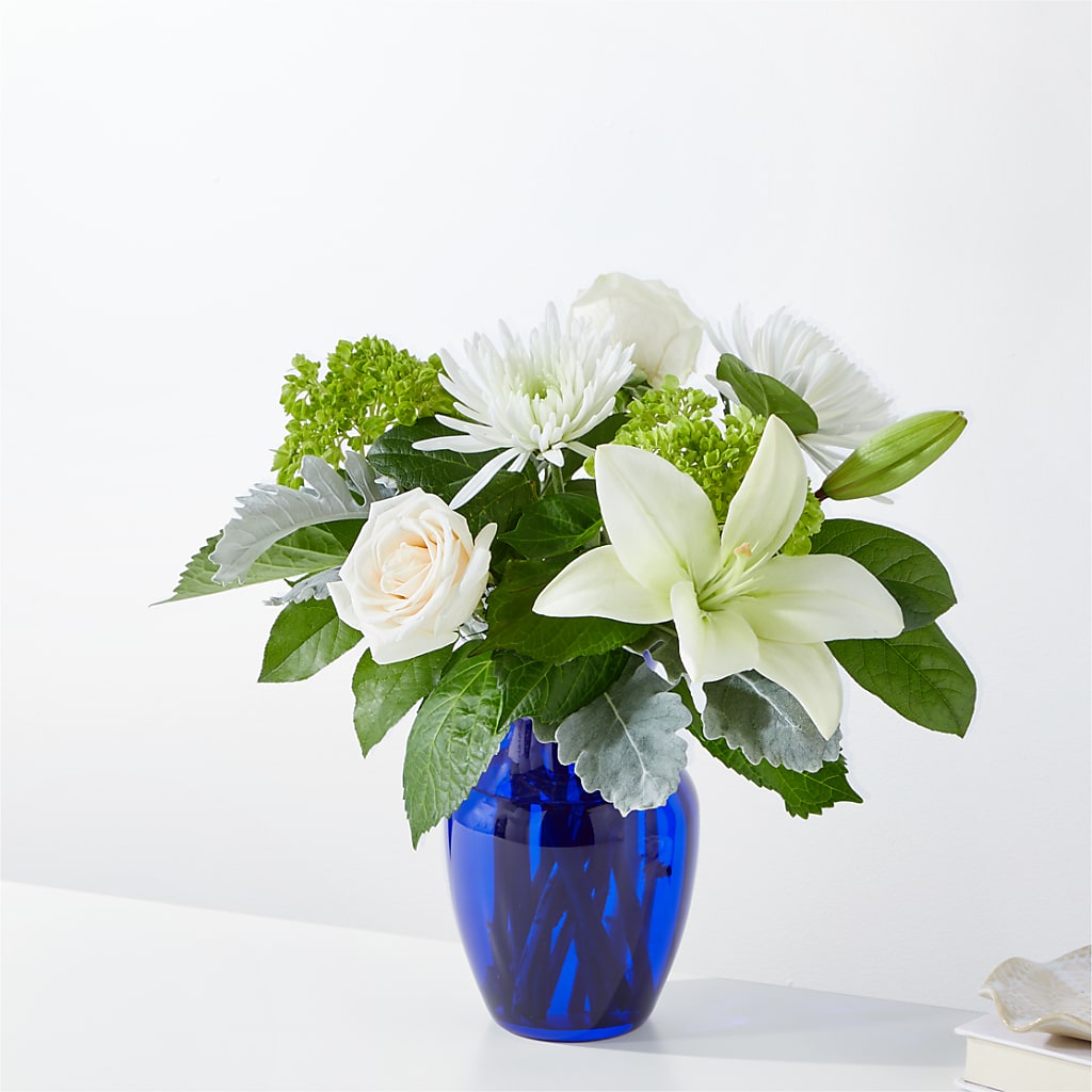 Snowy Dreams Bouquet – Lemon Tree Florist, Kemp TX