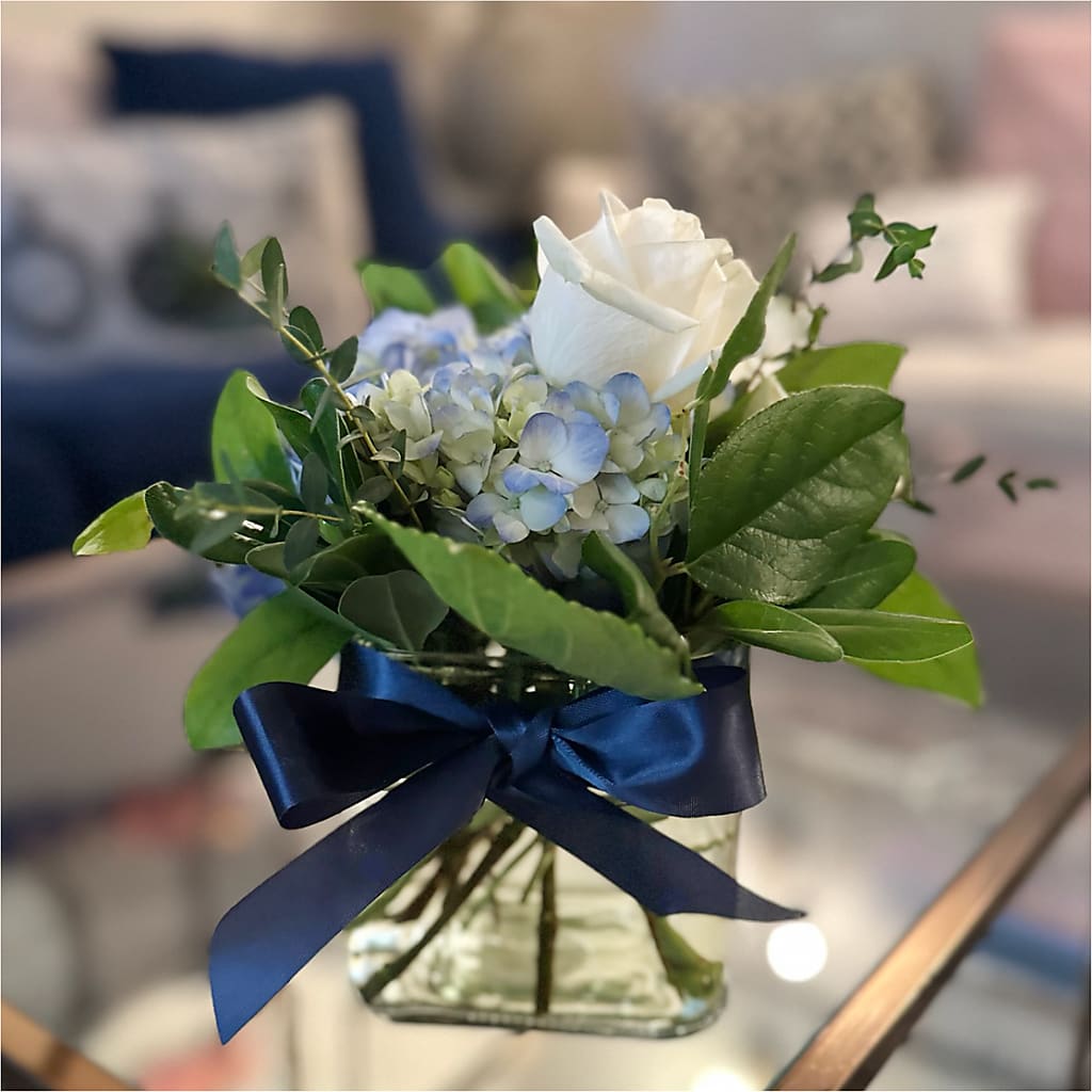 Sky Blue Delight Bouquet –  Lemon Tree Florist, Kemp TX