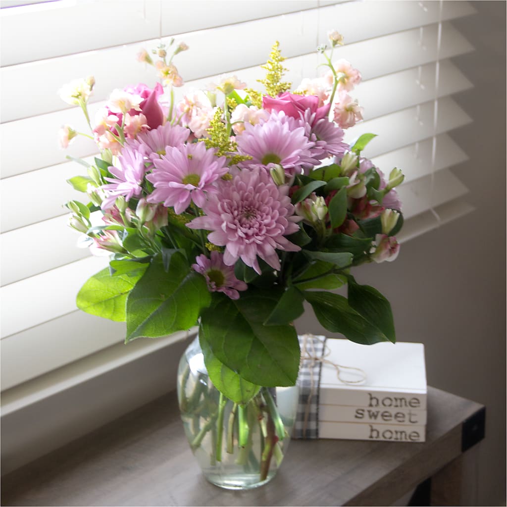 Pastel Tradition - A Florist Original –  Lemon Tree Florist, Kemp TX