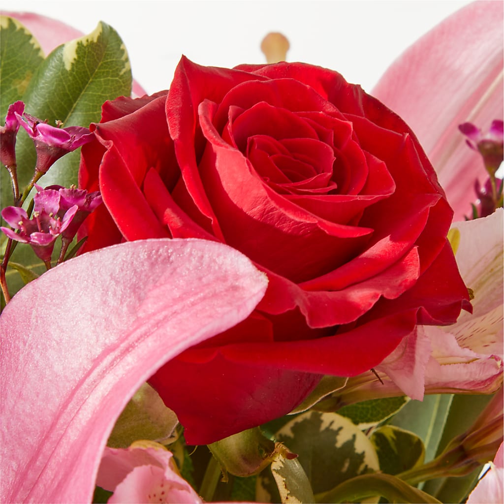 Lucky in Love Bouquet –  Lemon Tree Florist, Kemp TX