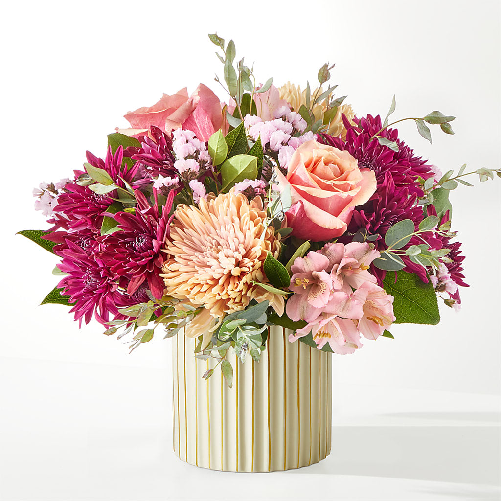 Berry Cobbler Bouquet with Ivory Vase –  Lemon Tree Florist, Kemp TX