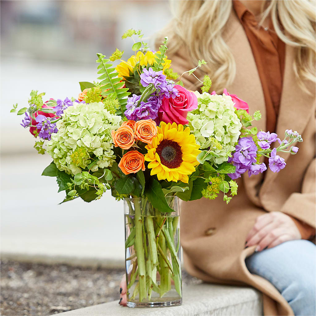 Vibrant Greetings Bouquet –  Lemon Tree Florist, Kemp TX