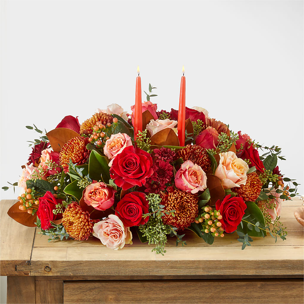 Gather Near Centerpiece –  Lemon Tree Florist, Kemp TX