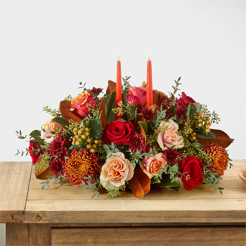 Gather Near Centerpiece –  Lemon Tree Florist, Kemp TX